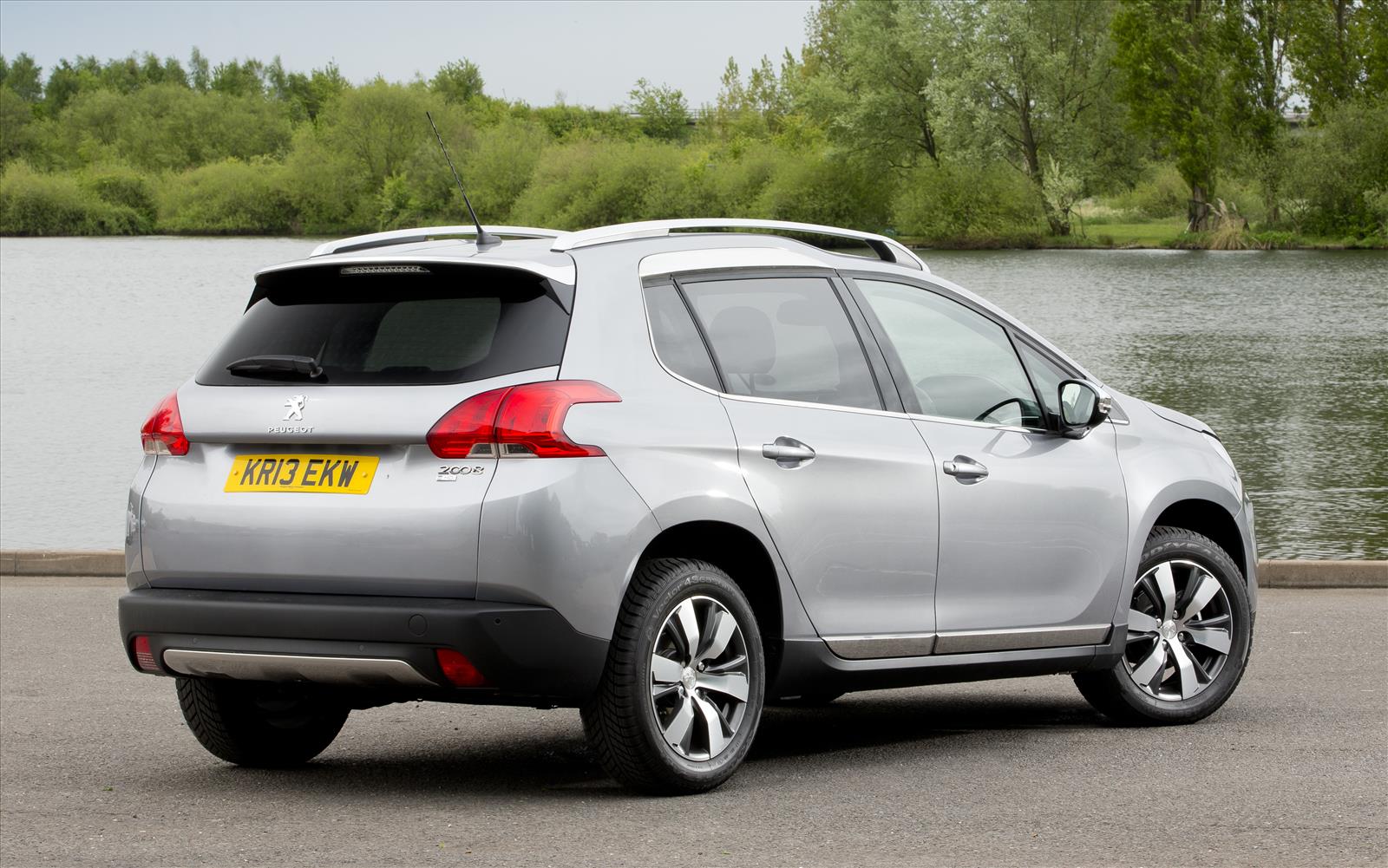 Peugeot 2008 2013 Rear
