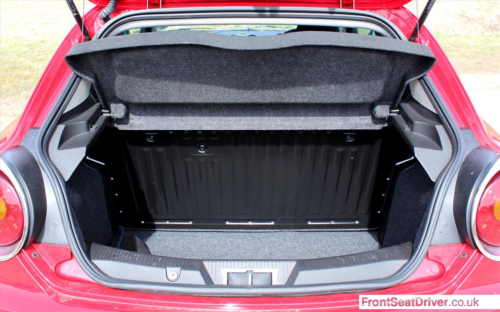 Alfa Romeo MiTo 2013 Boot