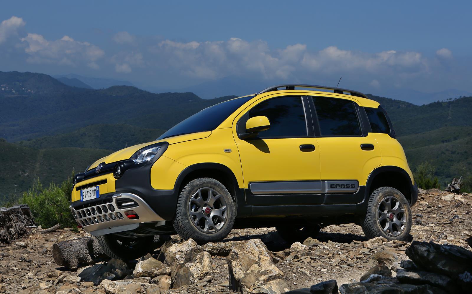 Fiat Panda Cross 2014 Off-road Profile FrontSeatDriver.co.uk