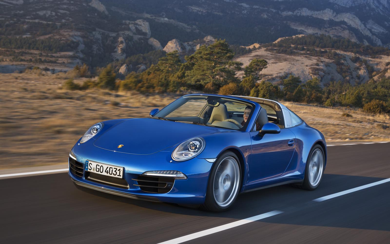 Porsche 911 Targa 4 2015 Front Dynamic
