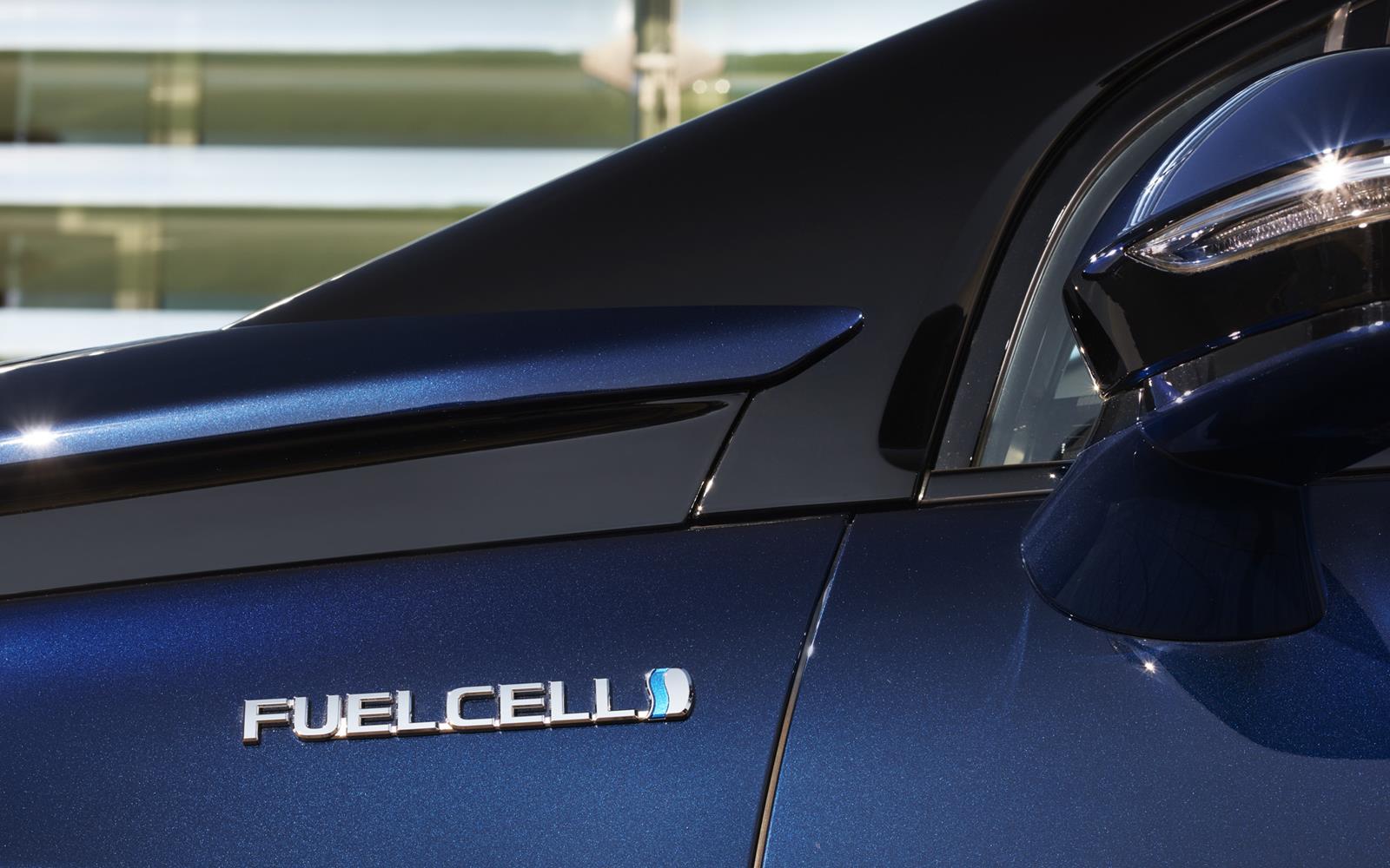 Toyota Mirai 2015 Fuel Cell Badge Detail