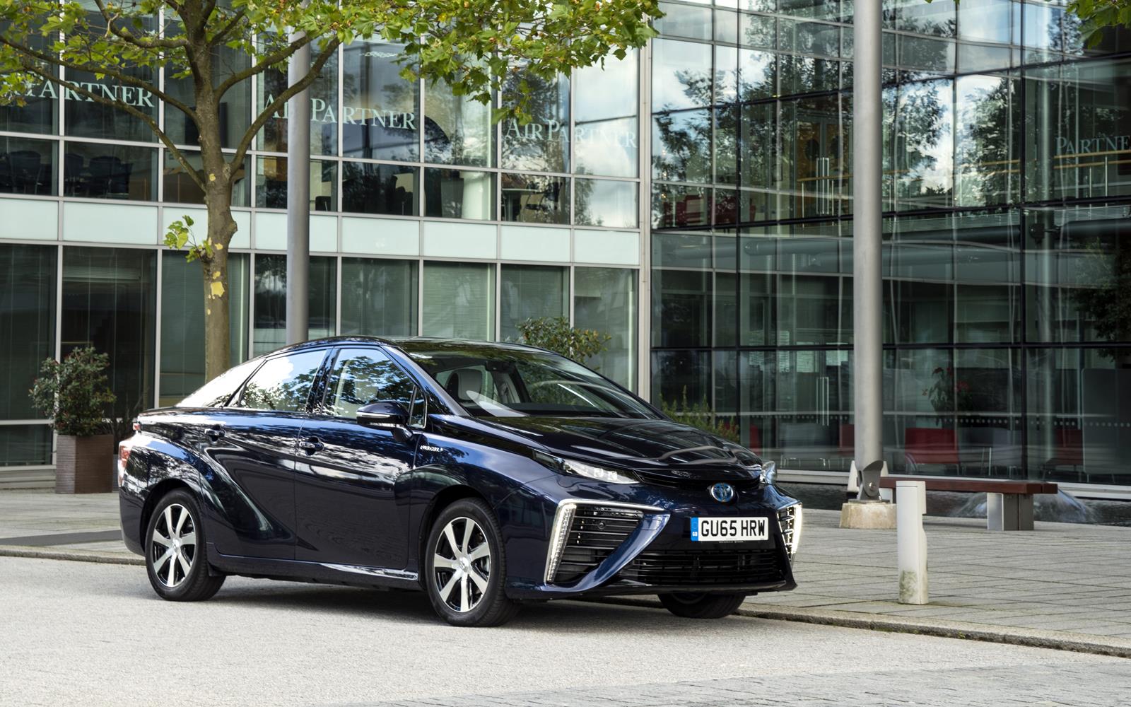 Toyota Mirai 2015 Static Front