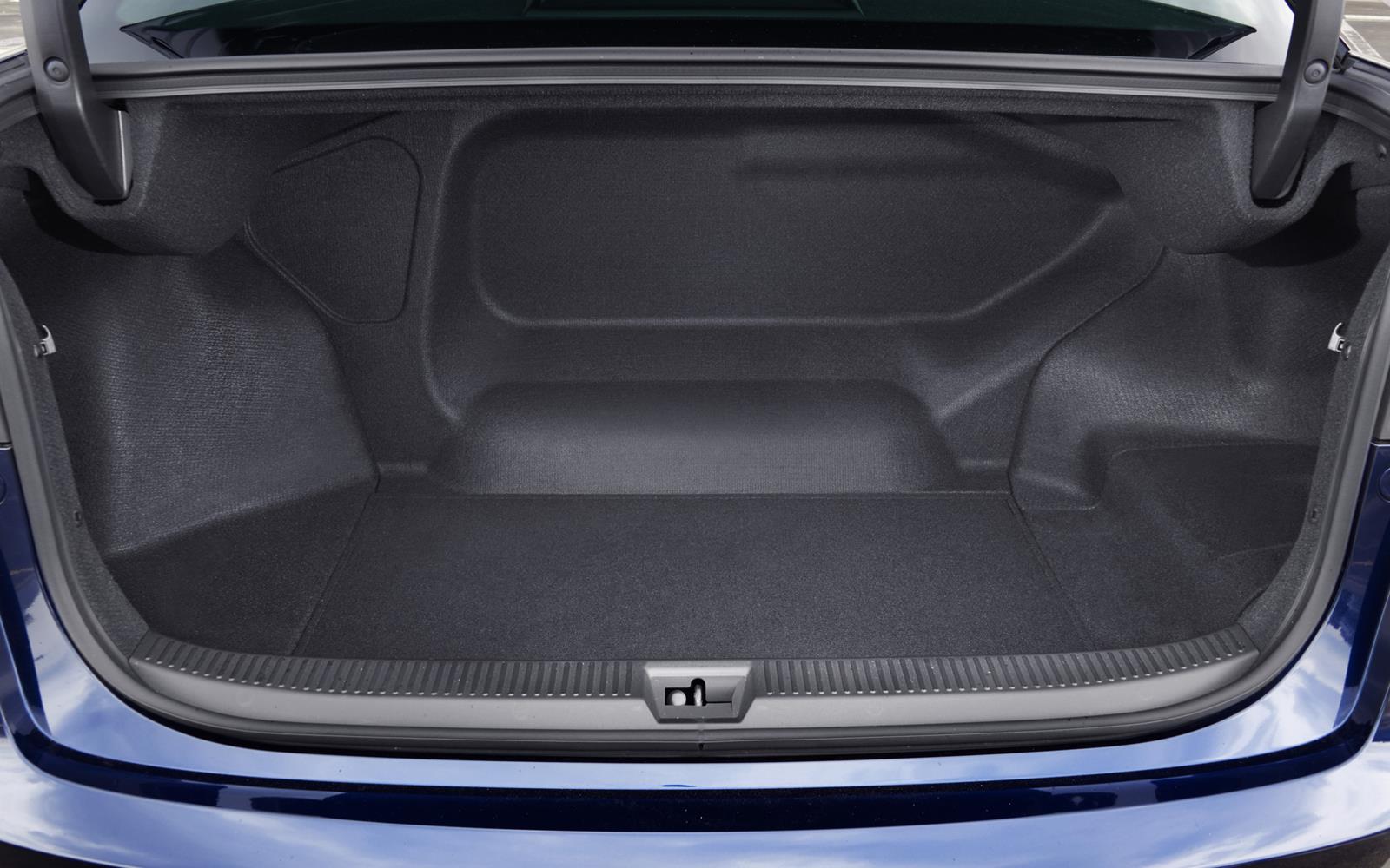 Toyota Mirai 2015 Boot